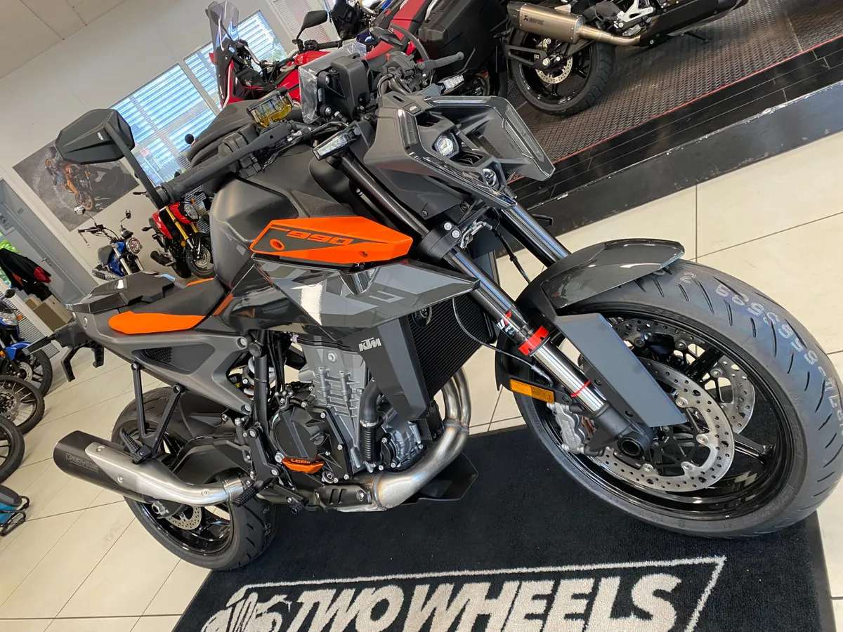 KTM 990 Duke R Display Bike !!!!! - Image 3
