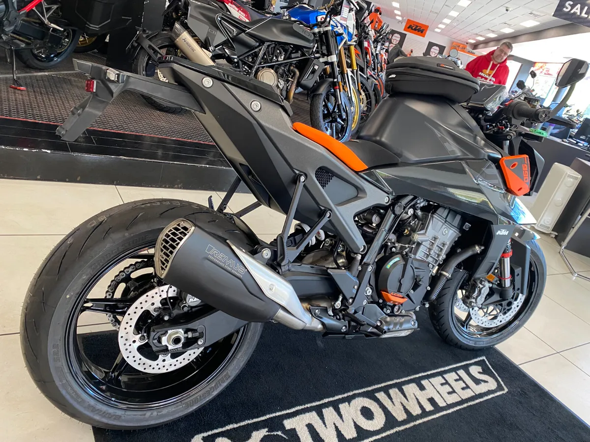KTM 990 Duke R Display Bike !!!!! - Image 4