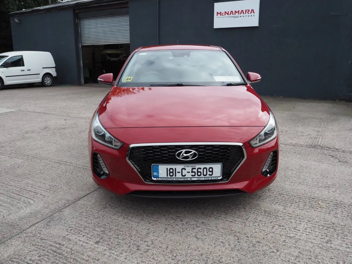 Hyundai i30 Deluxe 1 Owner 58,000km Exceptional! - Image 4