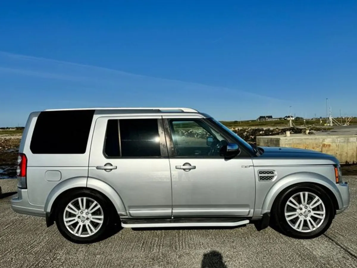 Land Rover Discovery 4 3.0 V6 DSL 5 Seat 4DR Auto - Image 2