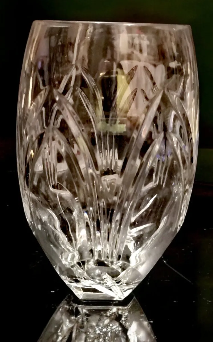 Massive and heavy Galway crystal vase - Image 2