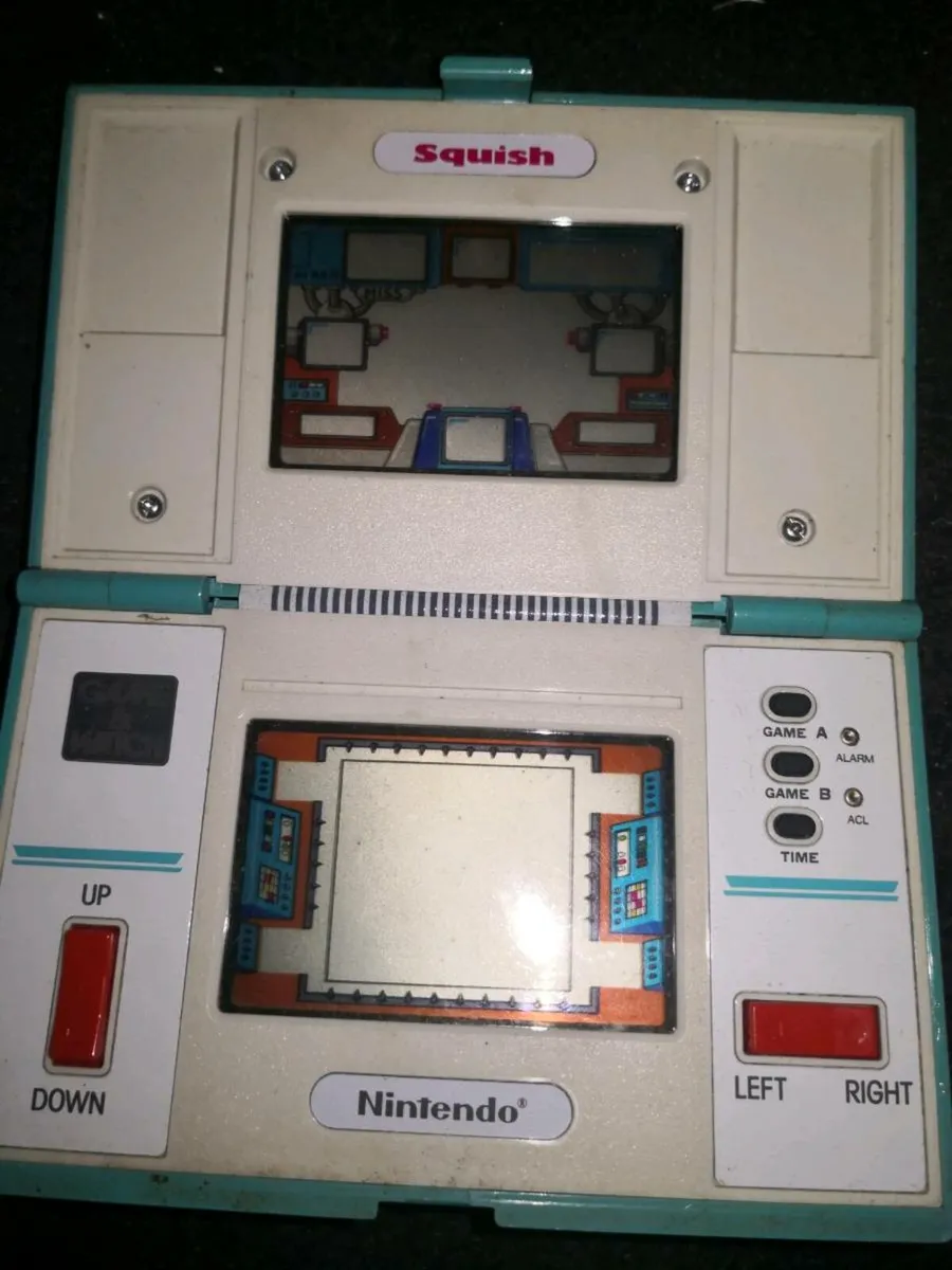 1986 Nintendo Squish Multiscreen +game boy stuff - Image 2