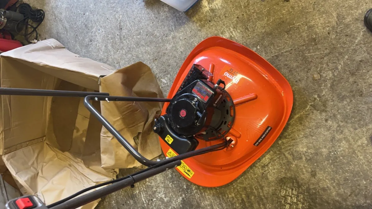 Unused Flymo hvt52 2 stroke engine for sale in Co. Donegal for 240 on DoneDeal