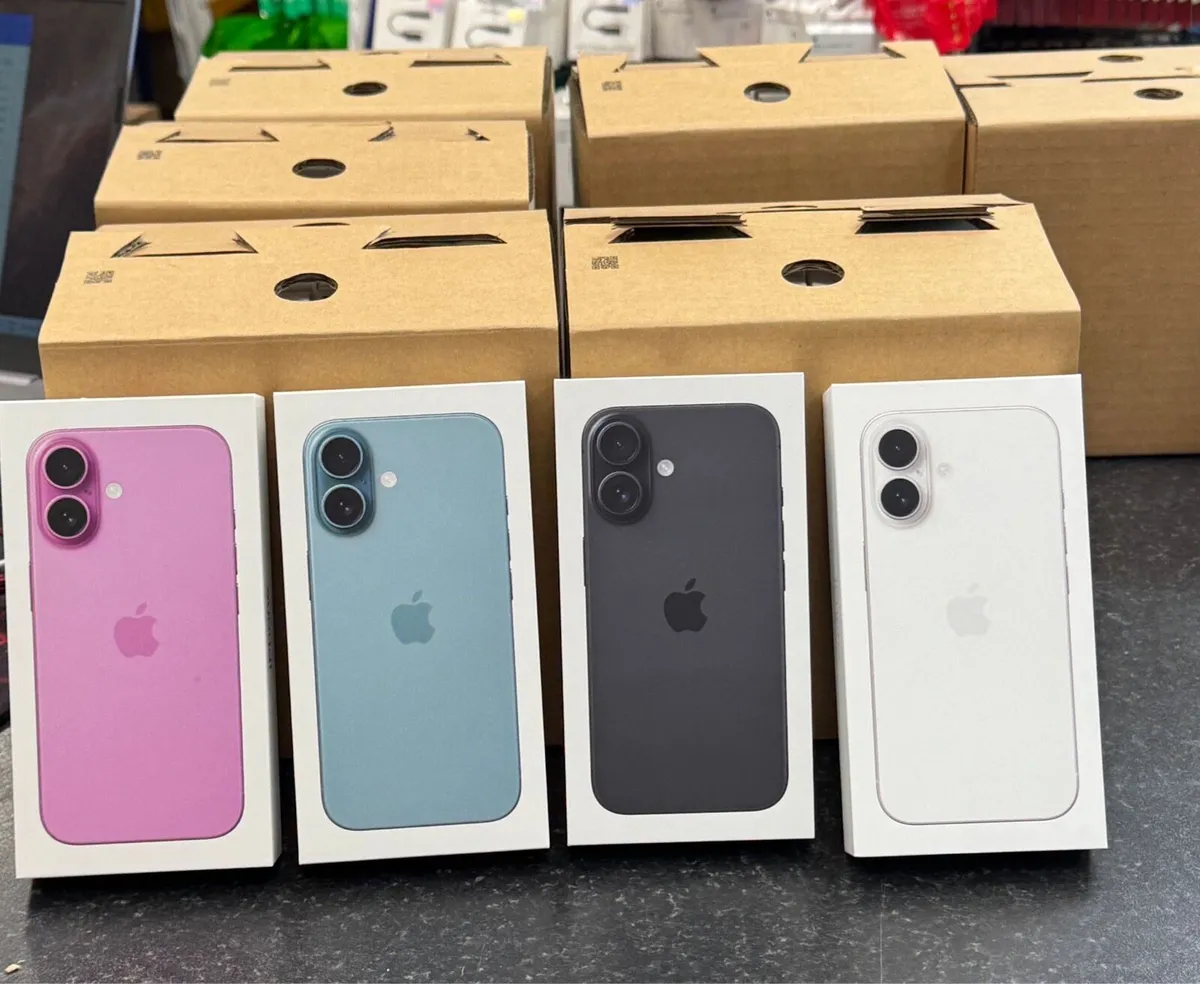 iPhone 16 Phone Unlocked to all networks - Image 3