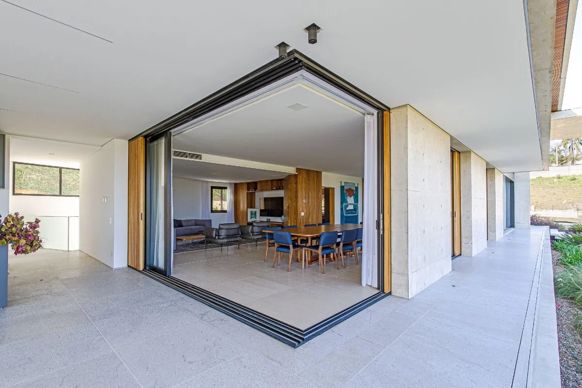 Double glazed Windows for sale in Co. Cork for €1 on DoneDeal