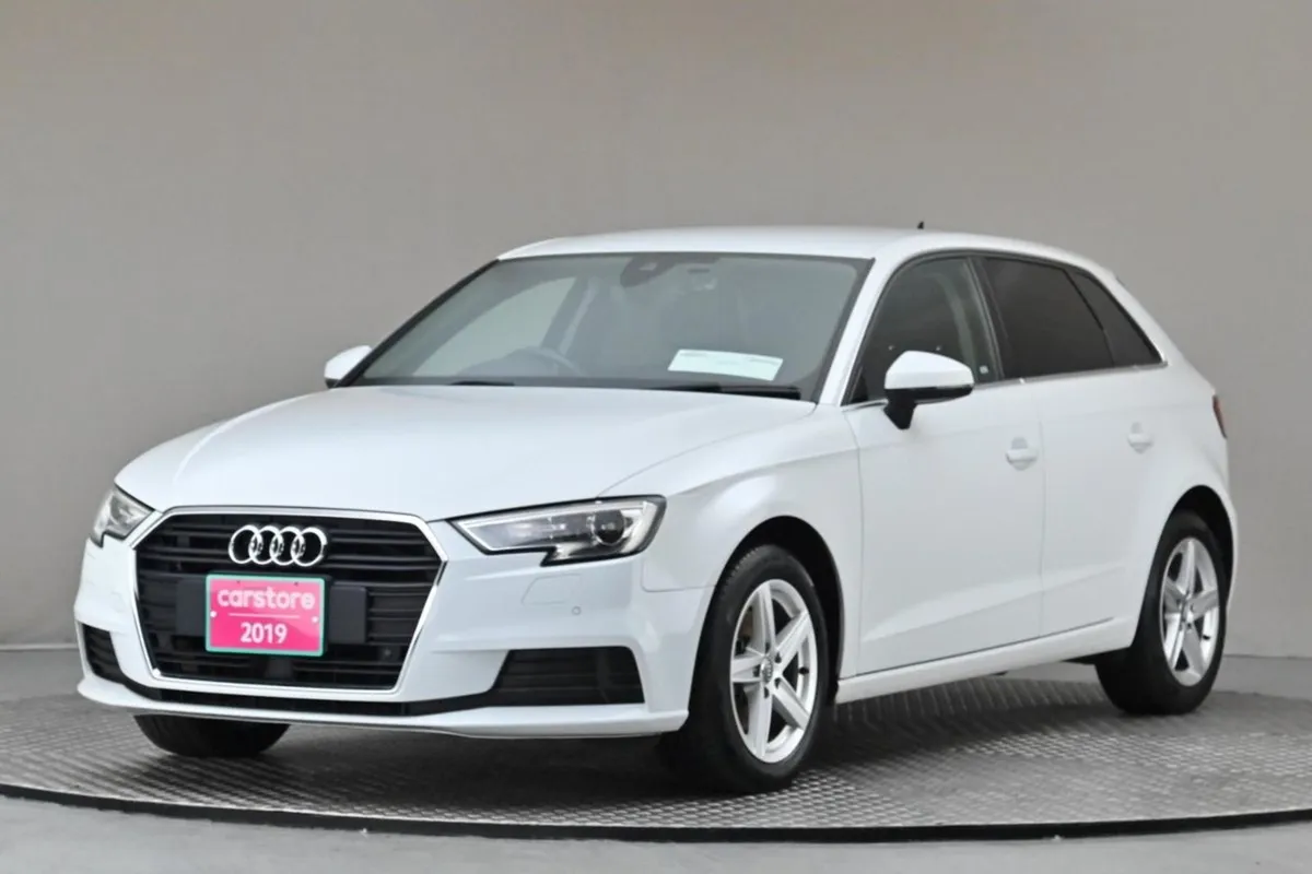 Audi A3 1.4 Tfsi S-tronic 5DR  digital Dash rever - Image 3