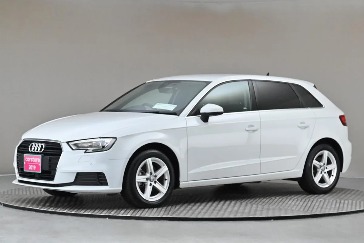 Audi A3 1.4 Tfsi S-tronic 5DR  digital Dash rever - Image 4