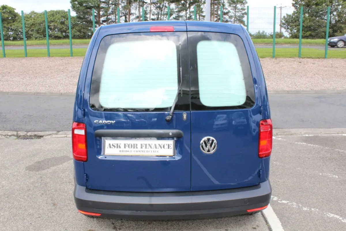 2019 Volkswagen Caddy C20 Startline - Image 4