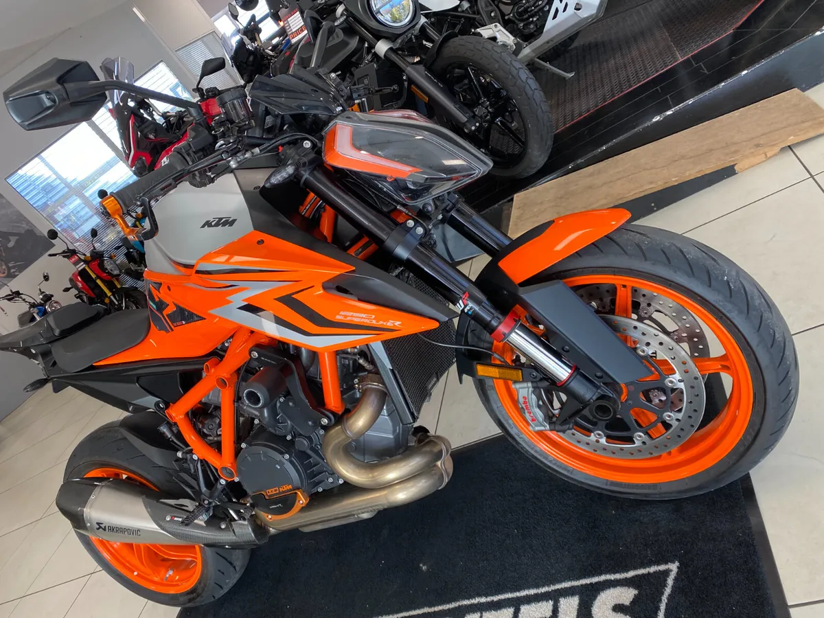 KTM 1290 Super Duke - Image 3
