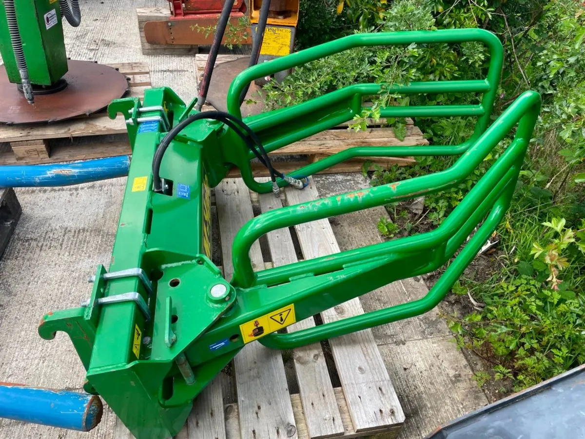Like NEW McHale Soft Hands - Image 2
