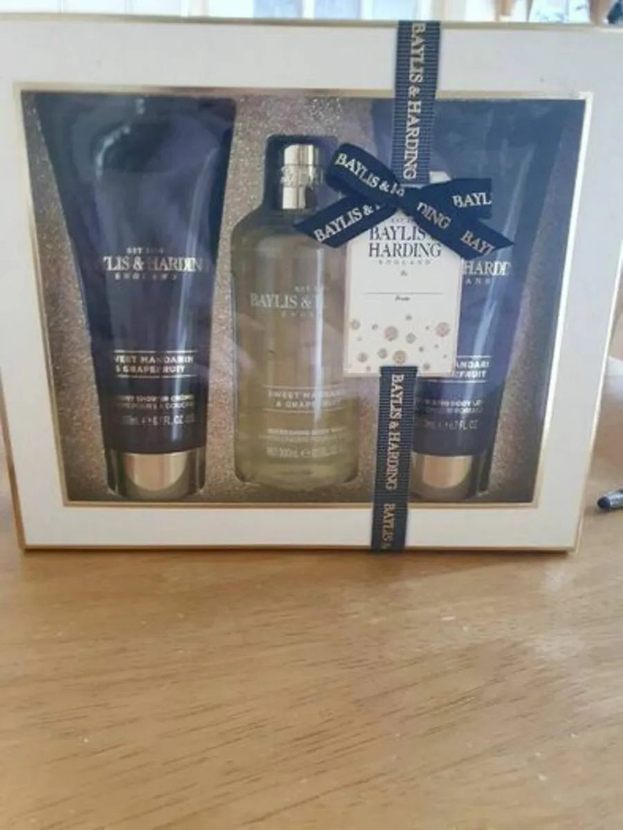 Baylis & Harding Gift Set / Brand New - Image 4