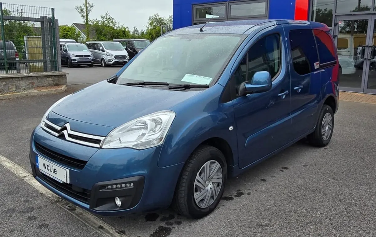 Wheelchair Accessible Citroen Berlingo Multispace - Image 4