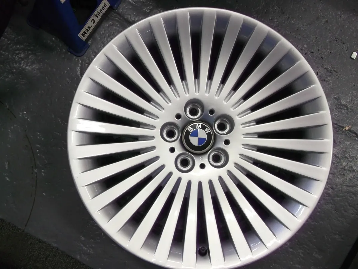 Alloy wheel Refurbishments and  Wheel Repairs - Image 4