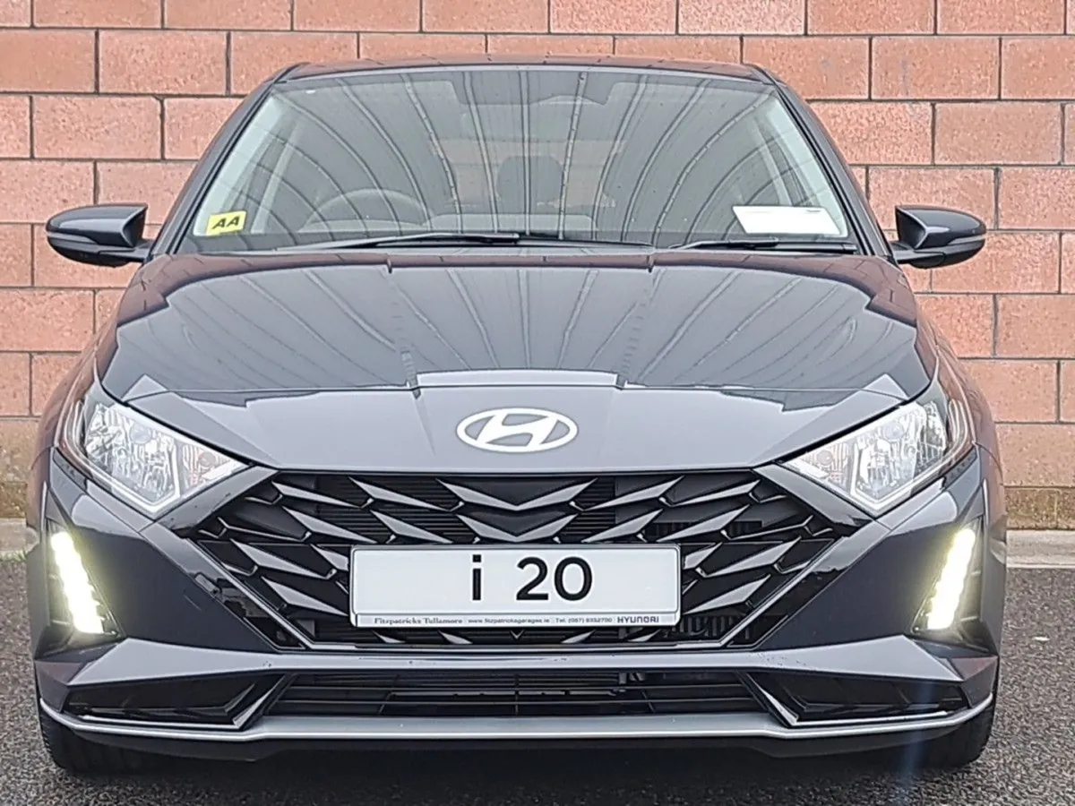 Hyundai i20 Deluxe Plus Model  1.0 Turbo Petrol - Image 4