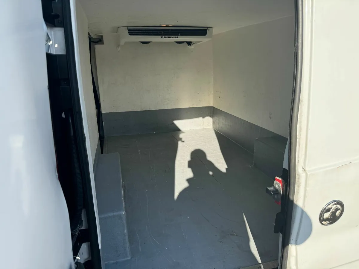 Vauxhall Vivaro 1.6TDci Refrigerated (freezer-frid - Image 4