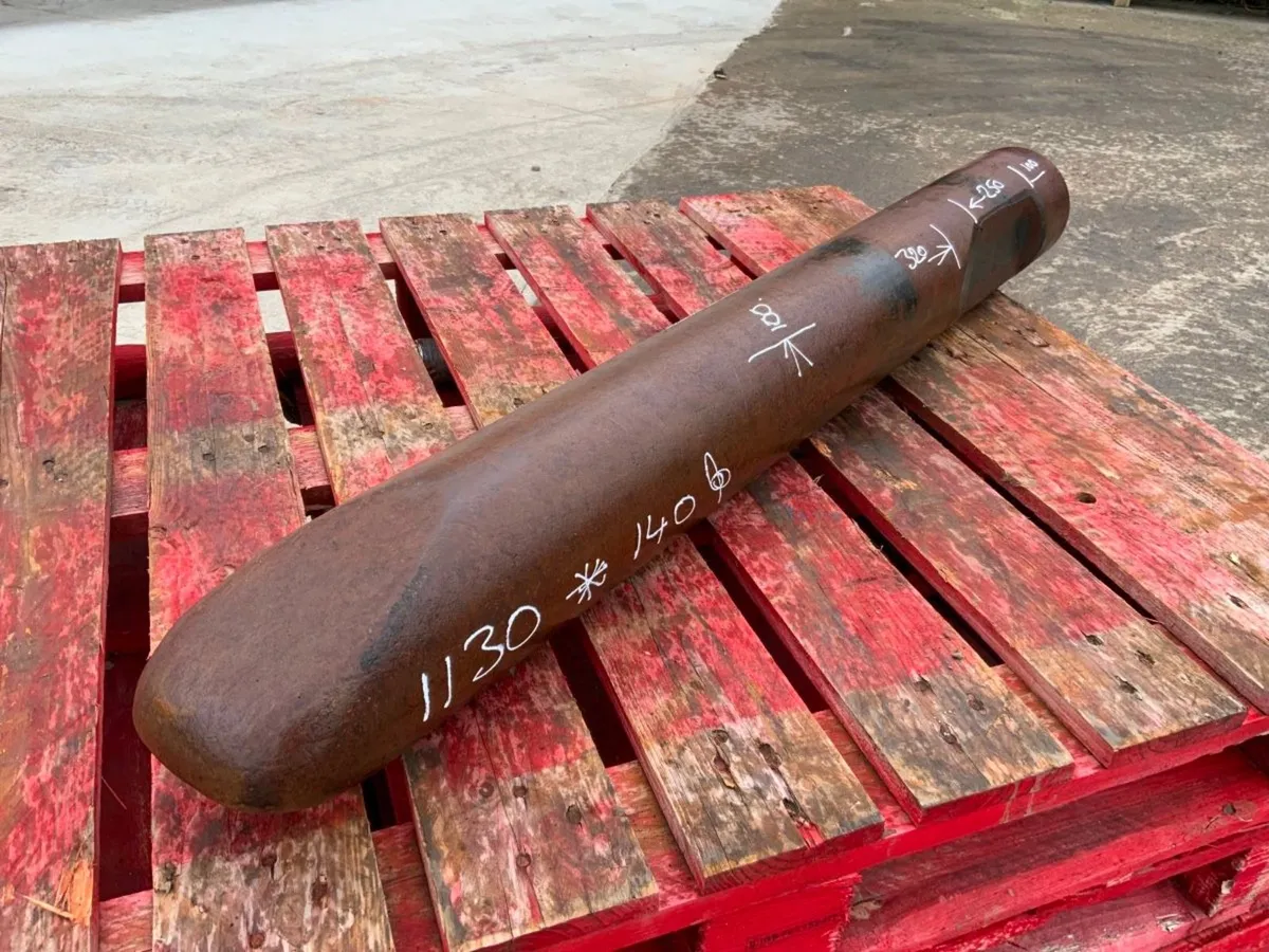 1130mm x 140mm BREAKER / HAMMER CHISEL.....286/1. - Image 1