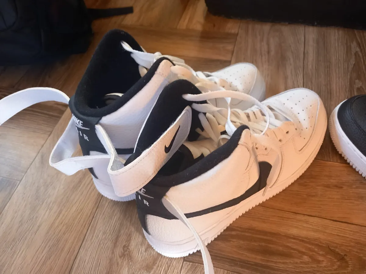 Nike Air high top runners - Image 3