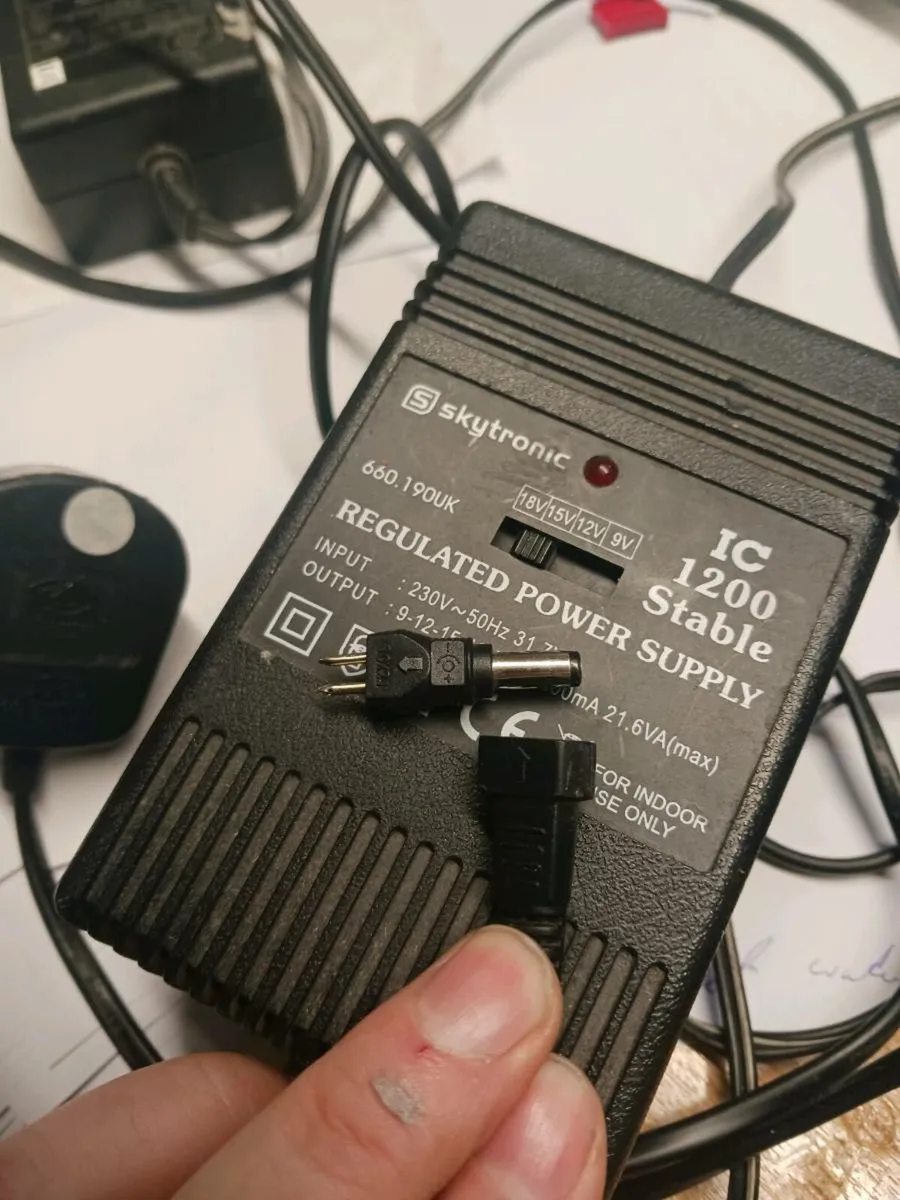 Skytronic power supply - Image 2