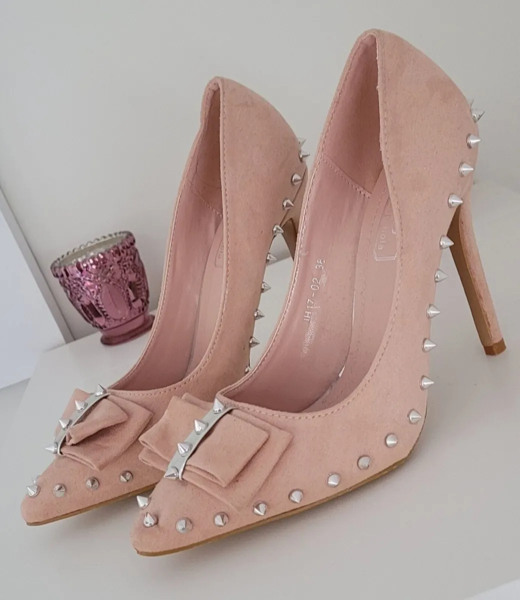 Pink Heels Size 5