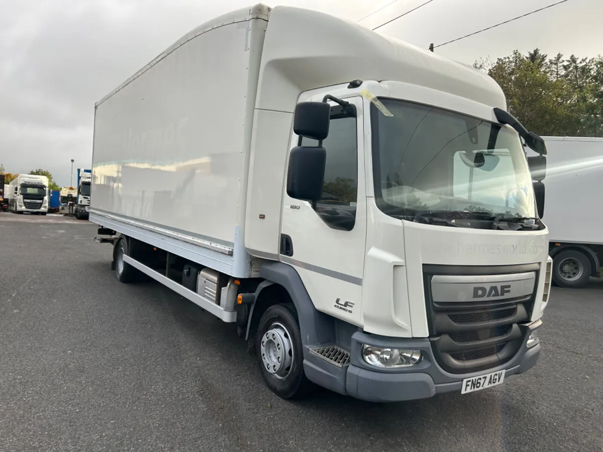 2017 Daf lf180 12 ton on air 24ft box tail lift - Image 3