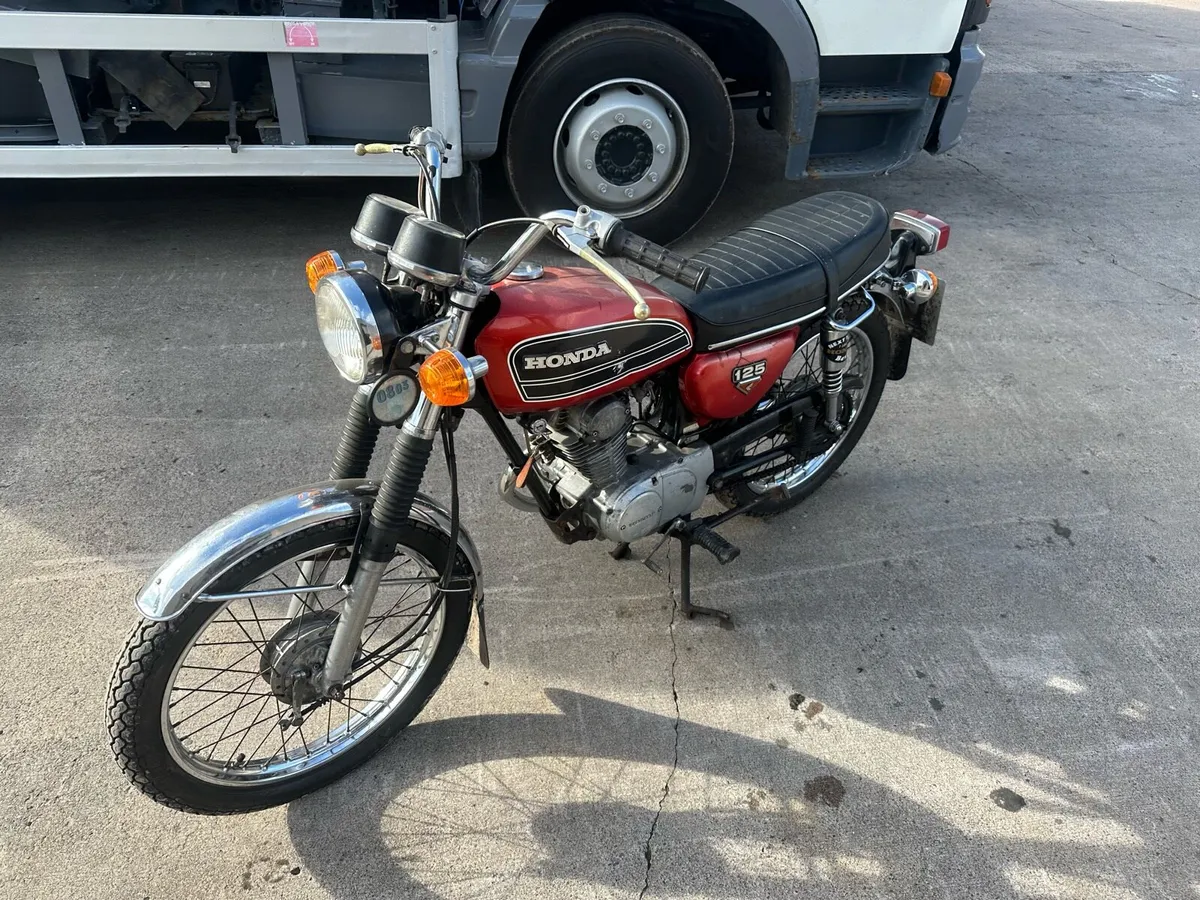 For sale 1975 Honda 125cc - Image 3