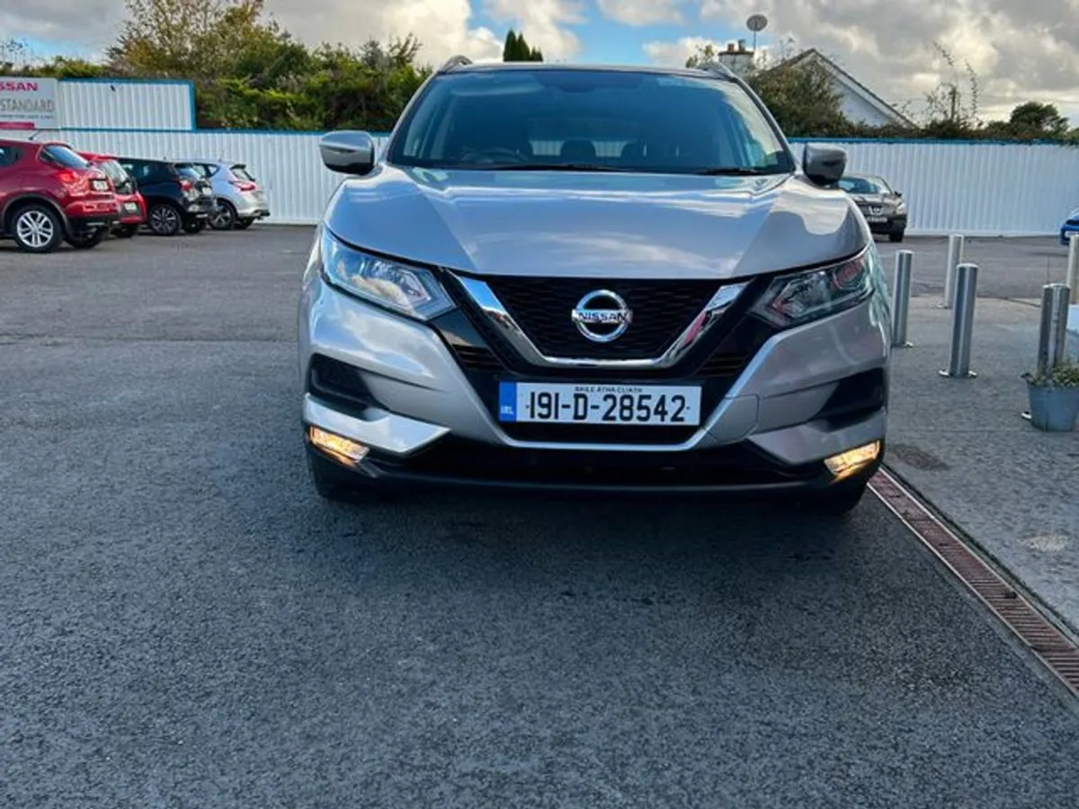 Nissan QASHQAI 1.3 SV My19 4DR - Image 3