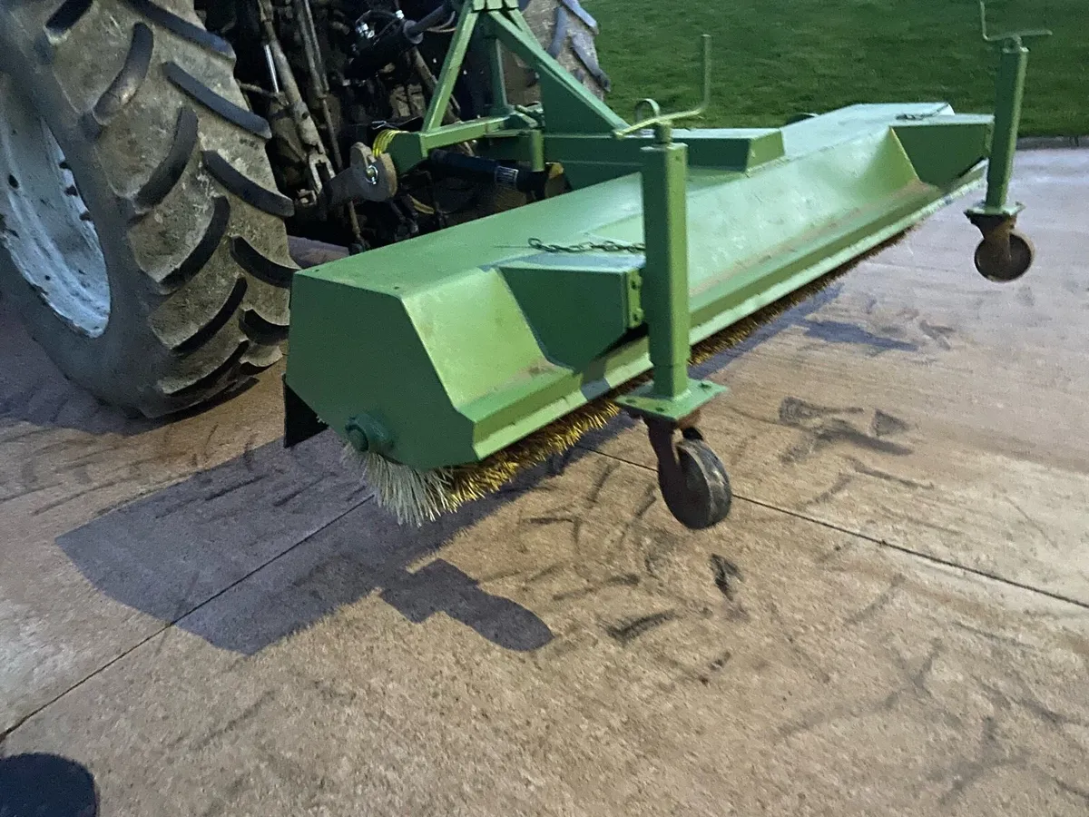 Road brush / sweeper - Image 3