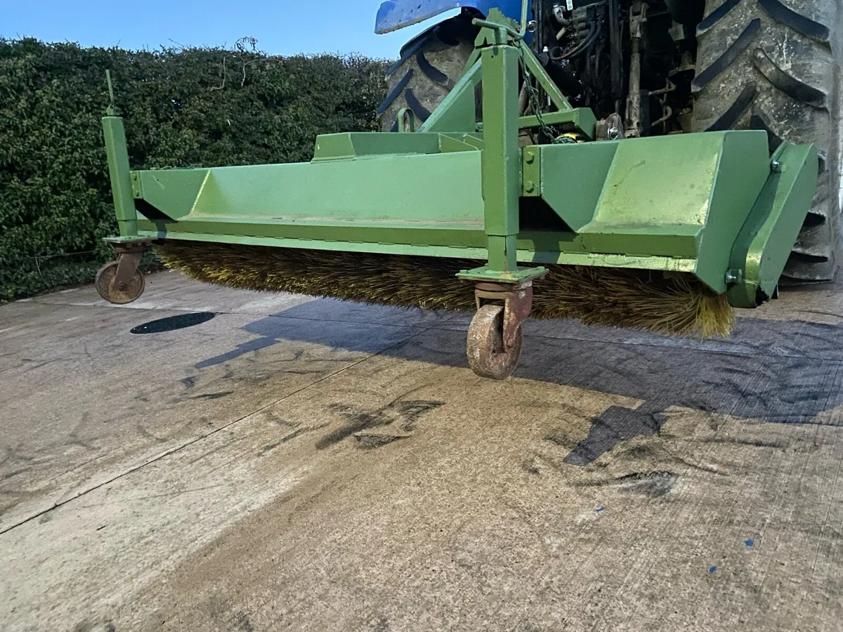 Road brush / sweeper - Image 4