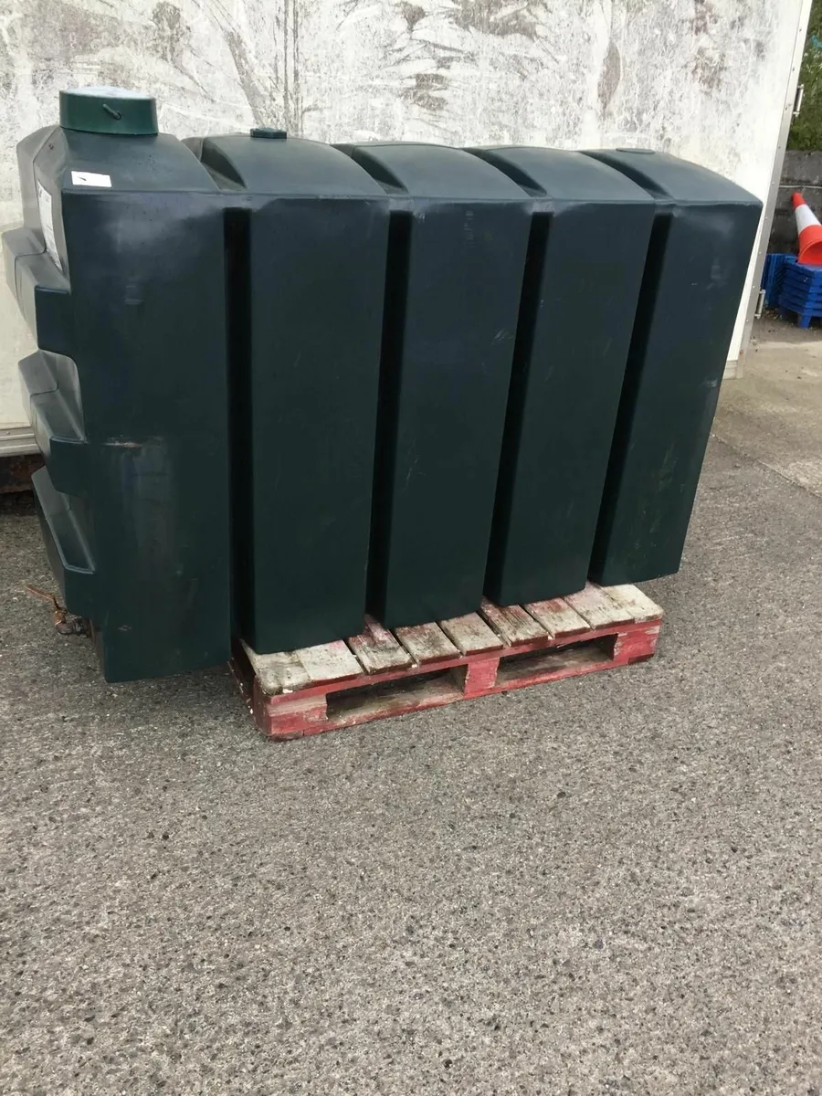 Oil Tank 1000 Litres for sale in Co. Galway for €150 on DoneDeal