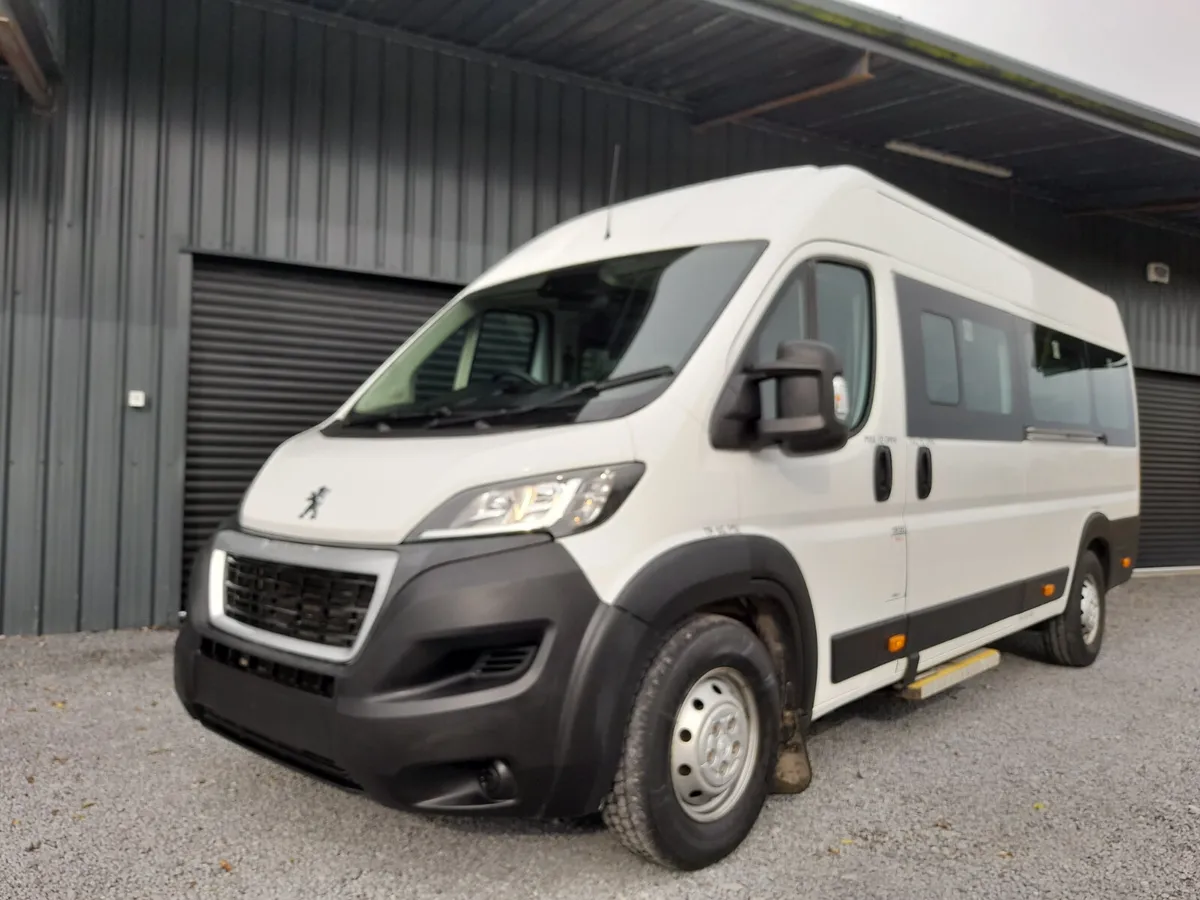 2019 17 Seater Minibus with only 24,000 Miles. - Image 1