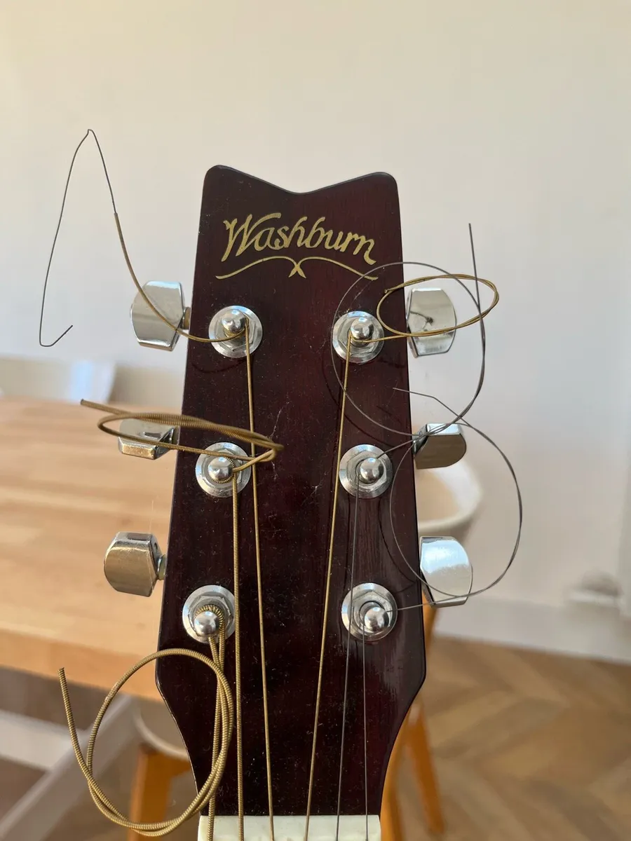 Washburn acoustic guitar for sale in Co. Dublin for €100 on DoneDeal