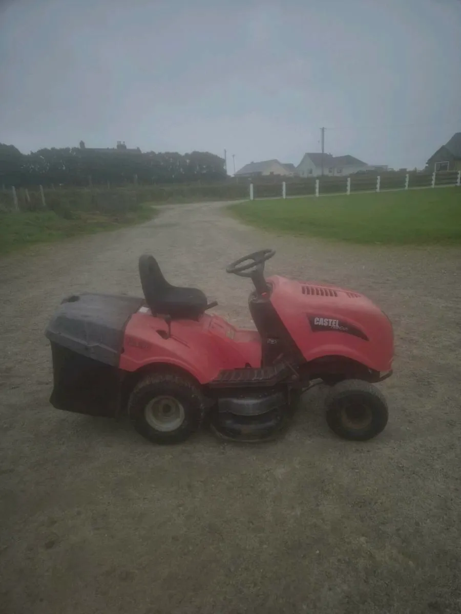 Castle garden ride on lawnmower for sale in Co. Mayo for €600 on DoneDeal