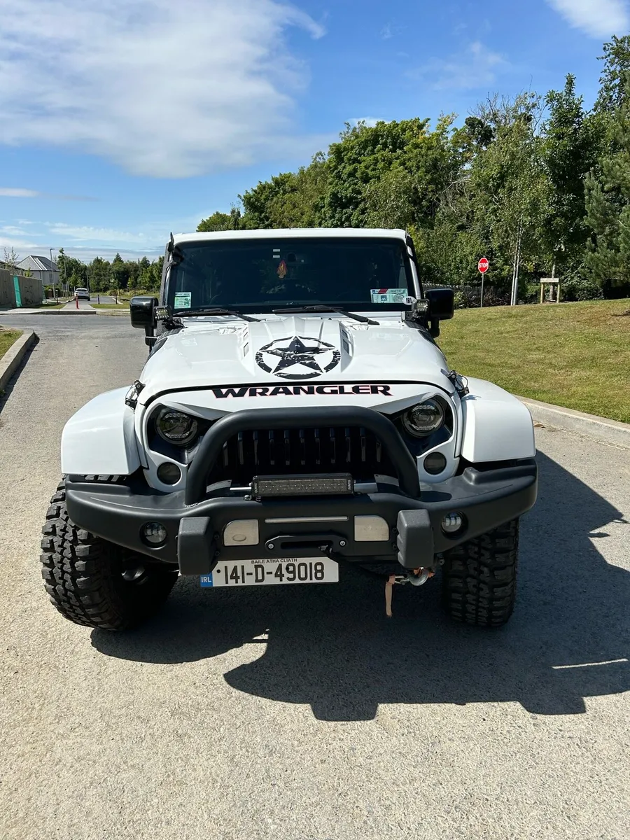 Jeep Wrangler Sahara  Unlimited 3.6L V6 - Image 2