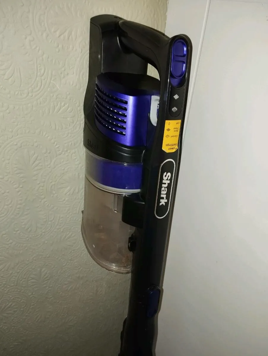 Shark cordless vacuum cleaner for sale in Co. Wexford for €250 on DoneDeal
