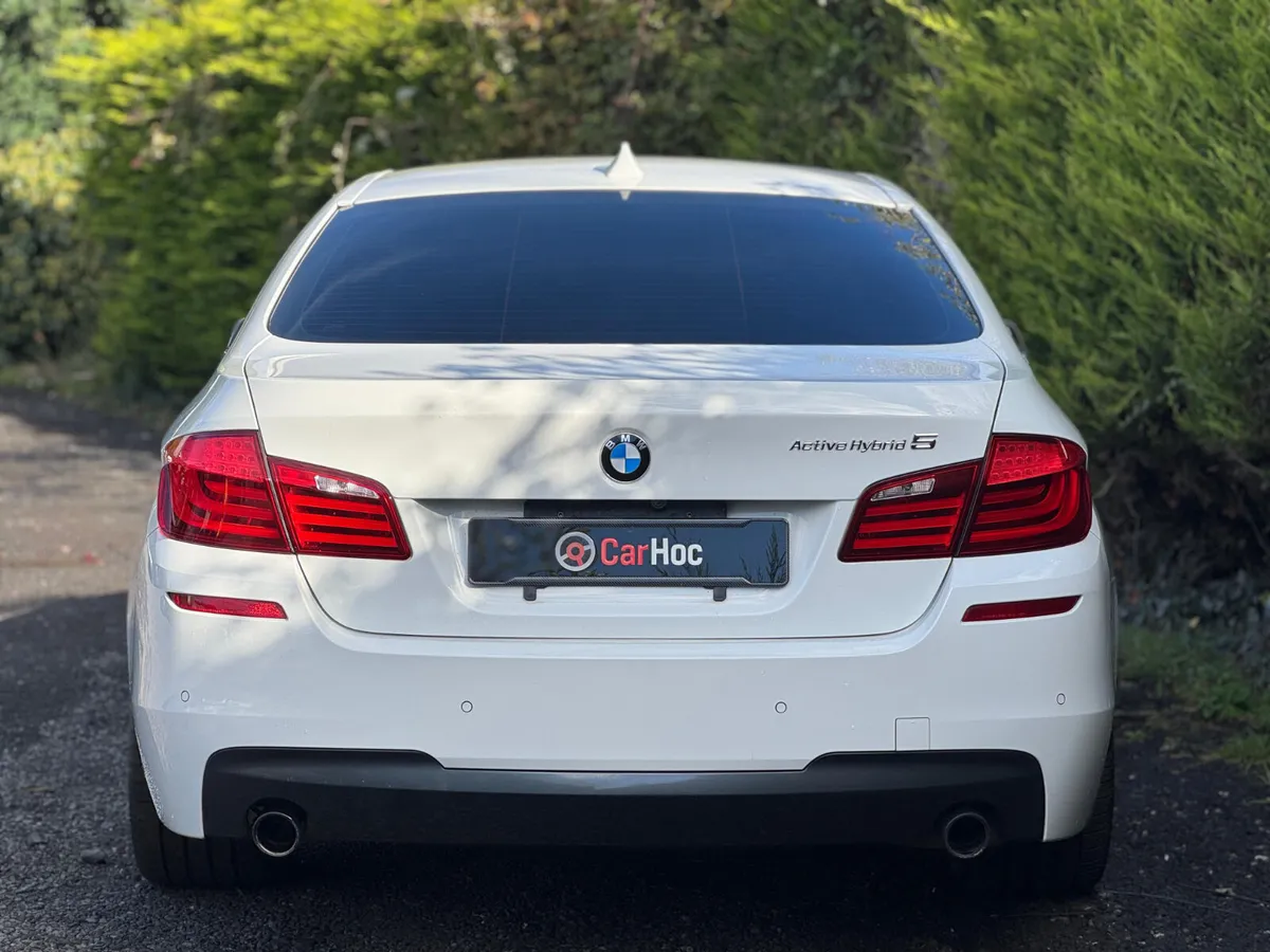BMW M Sport Active Hybrid 5 - Image 4