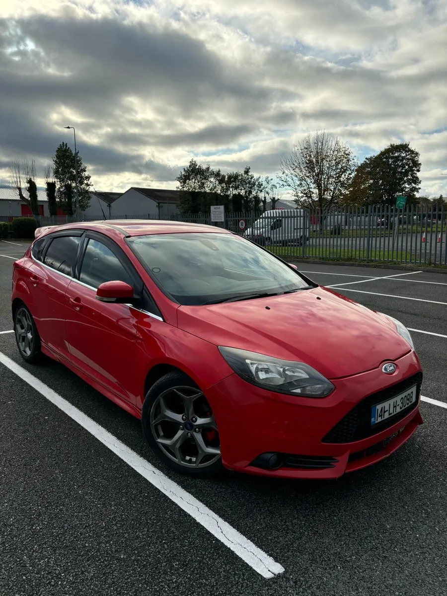 141 Ford Focus with full ST body kit - Image 1