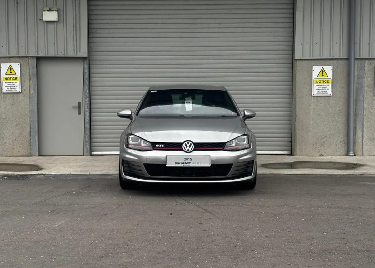2015 Volkswagen Golf 2.0 TSI GTI DSG - Image 2