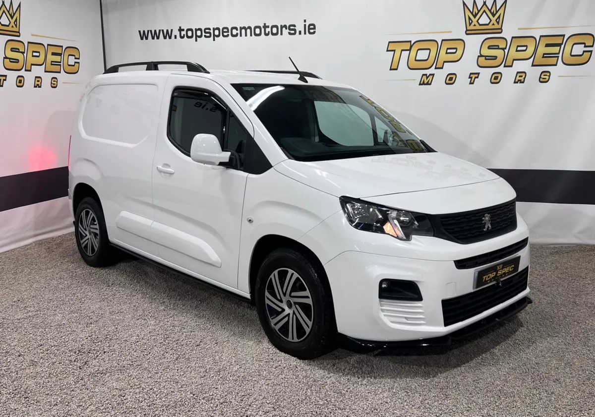 2020 Peugeot partner NEW MODEL 1.6Hdi 3 Seater pro - Image 4