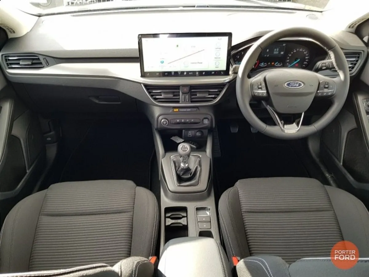 Ford Focus 1.0 Ecoboost Titanium 125PS - Image 2