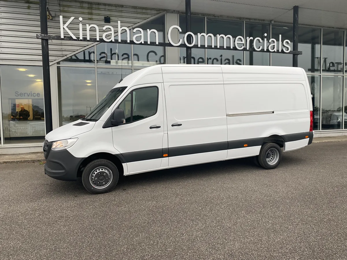 New In Stock Mercedes Benz Sprinter 519/43 - Image 1