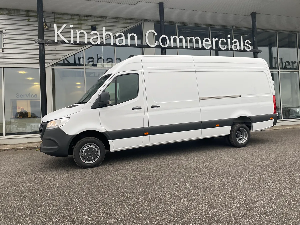 New In Stock Mercedes Benz Sprinter 519/43 - Image 2