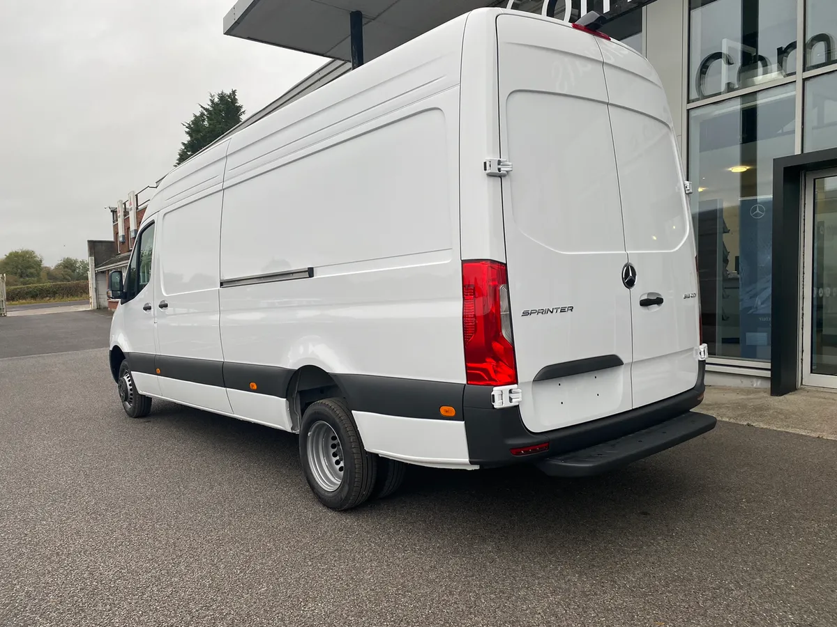 New In Stock Mercedes Benz Sprinter 519/43 - Image 4