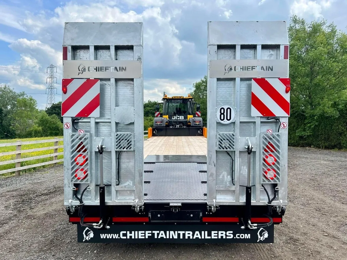 Chieftain 3 axle Xcel Low loader - Image 2