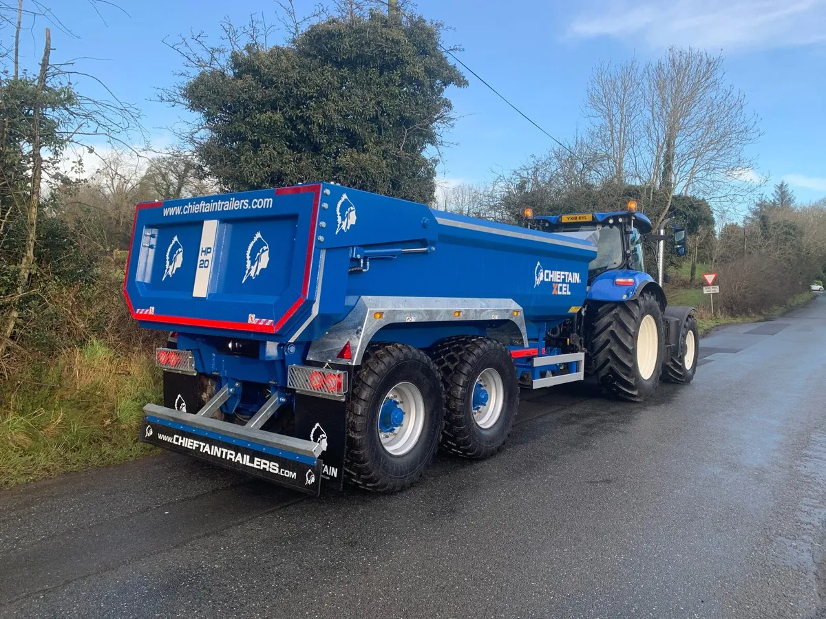 Chieftain HP20 Half Pipe Dump trailer - Image 1