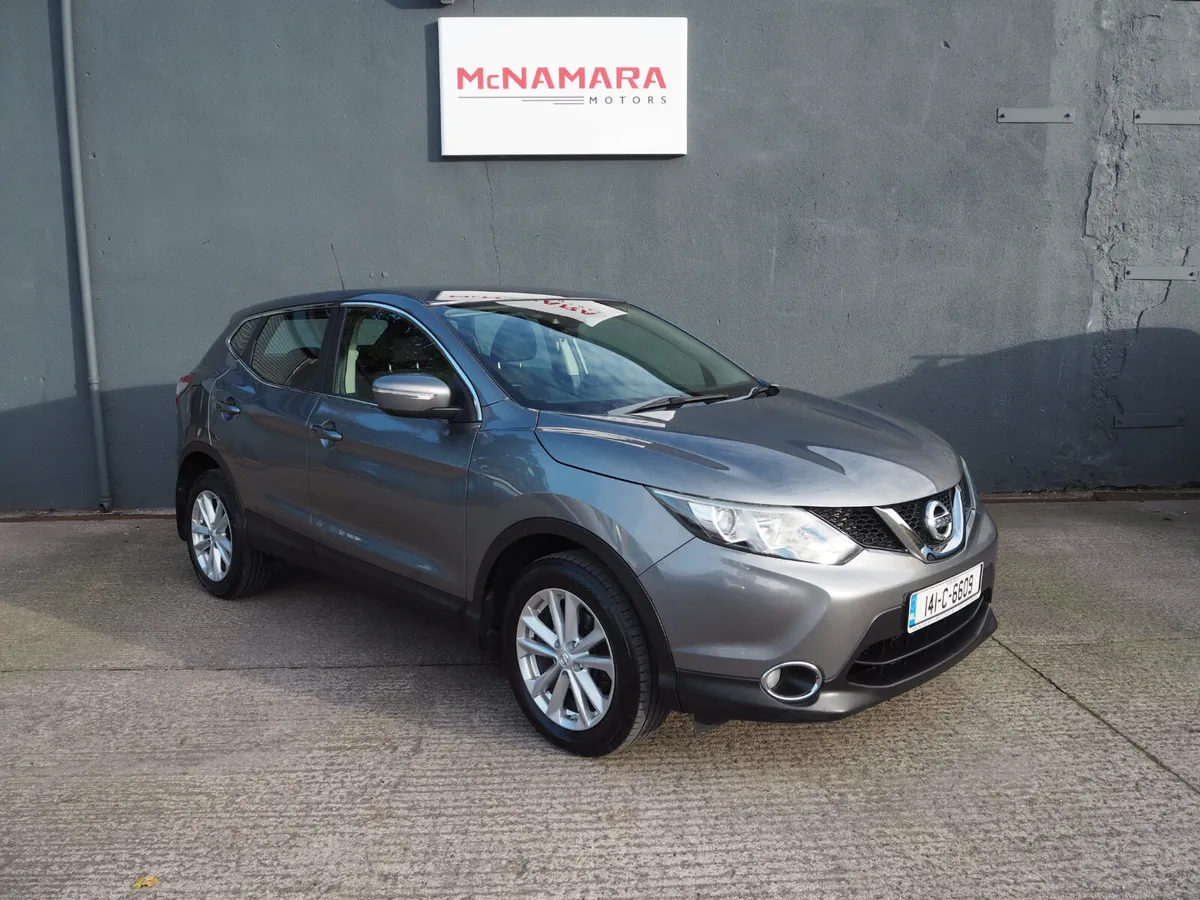 Nissan Qashqai SV Low Kms Exceptional Condition! - Image 1