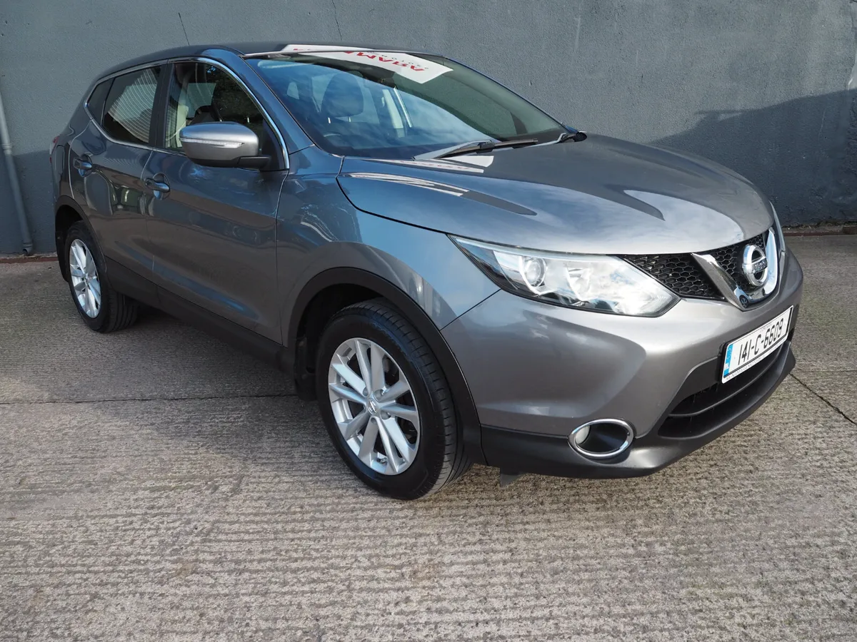 Nissan Qashqai SV Low Kms Exceptional Condition! - Image 3