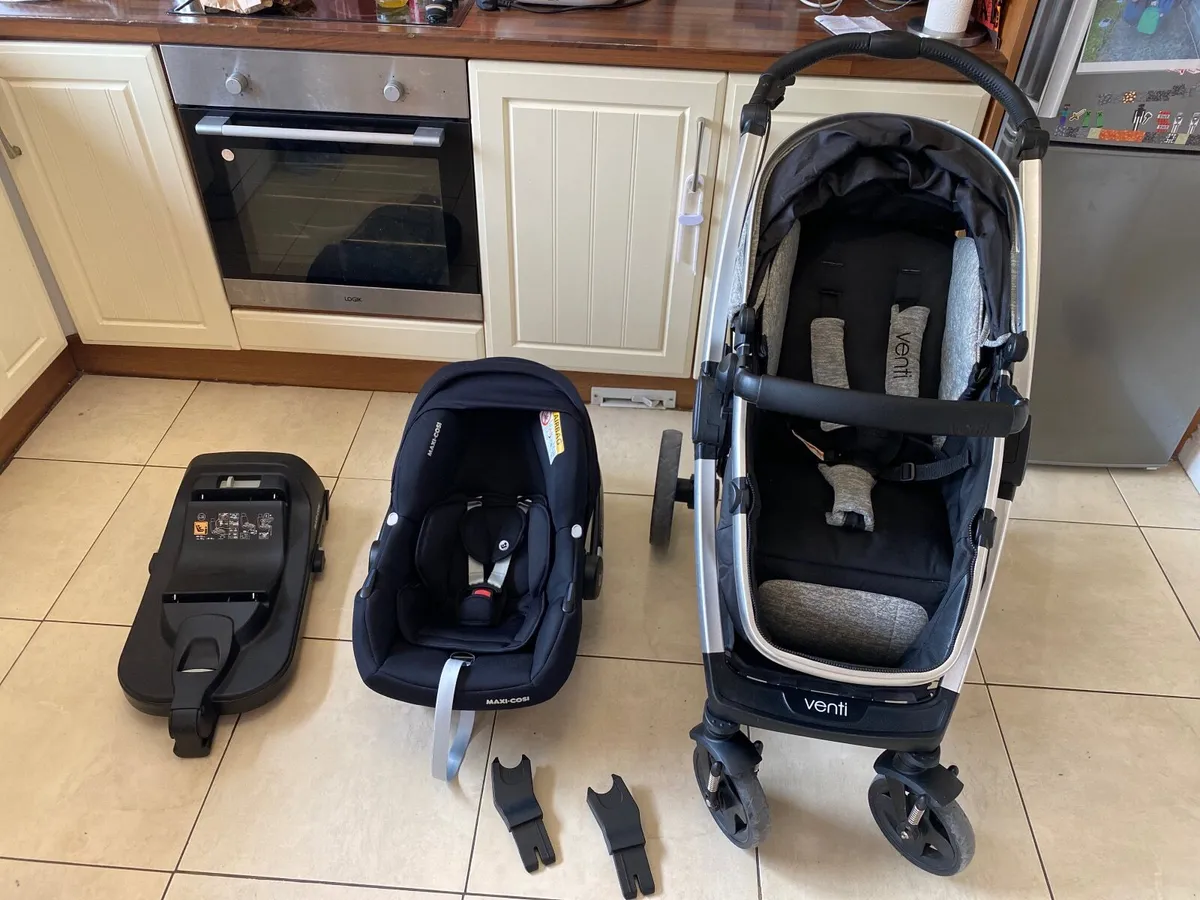 Baby Elegance Maxi Cosi Travel System for sale in Co. Kildare for 390 on DoneDeal