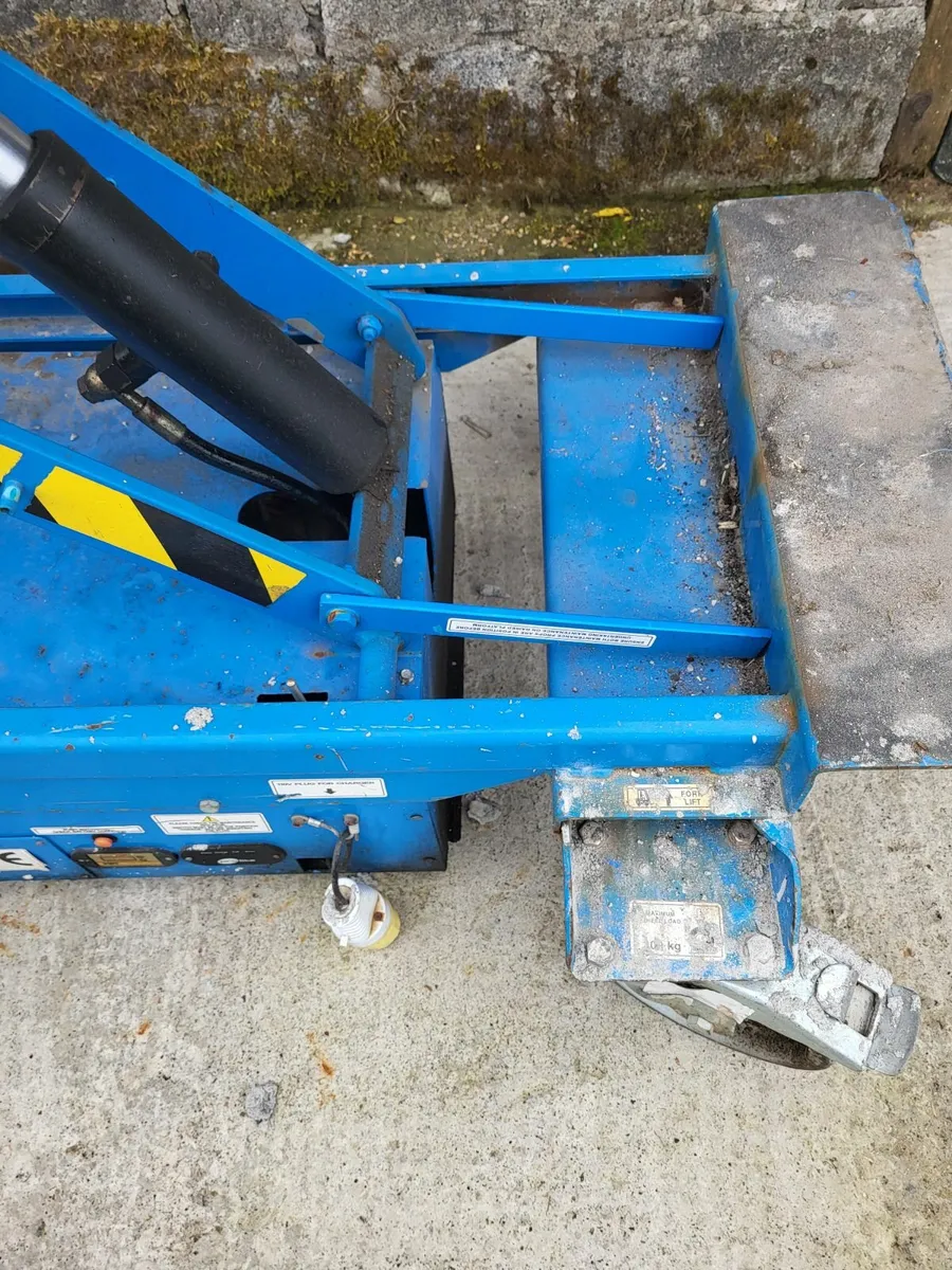 Lift/hoist - Image 2