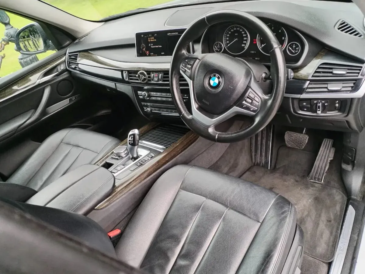 BMW X5 2016 - Image 2