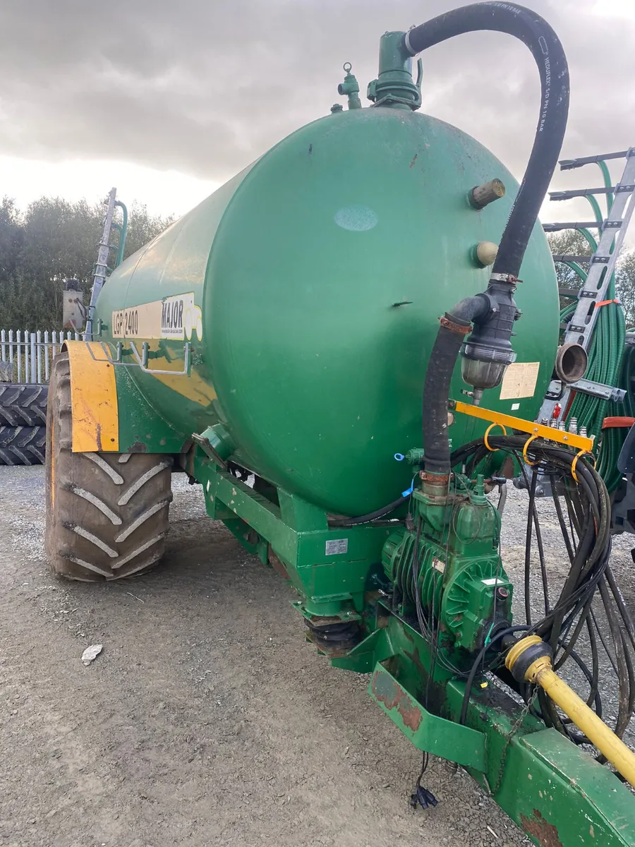 Major 2400 Gal Tanker  - €22,500 - No VAT - Image 2